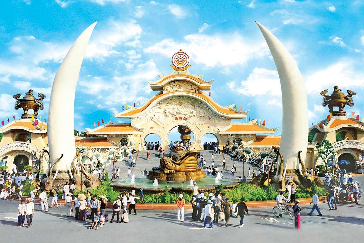 Se promener le long du ruisseau des Fées – Suoi Tien
