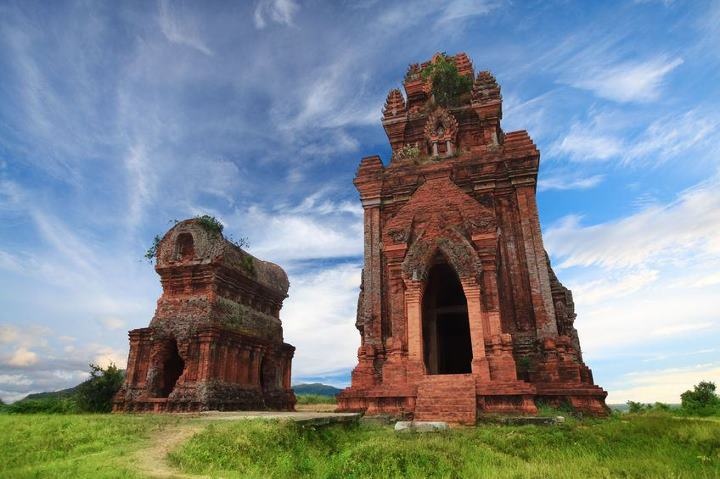 Visiter les tours cham de Banh It