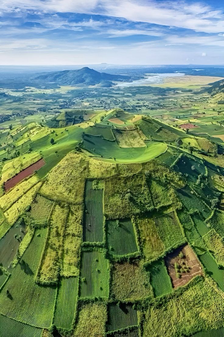 Admirer les paysages du volcan Chu Dang Ya