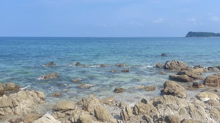 Profiter de la plage de Minh Chau